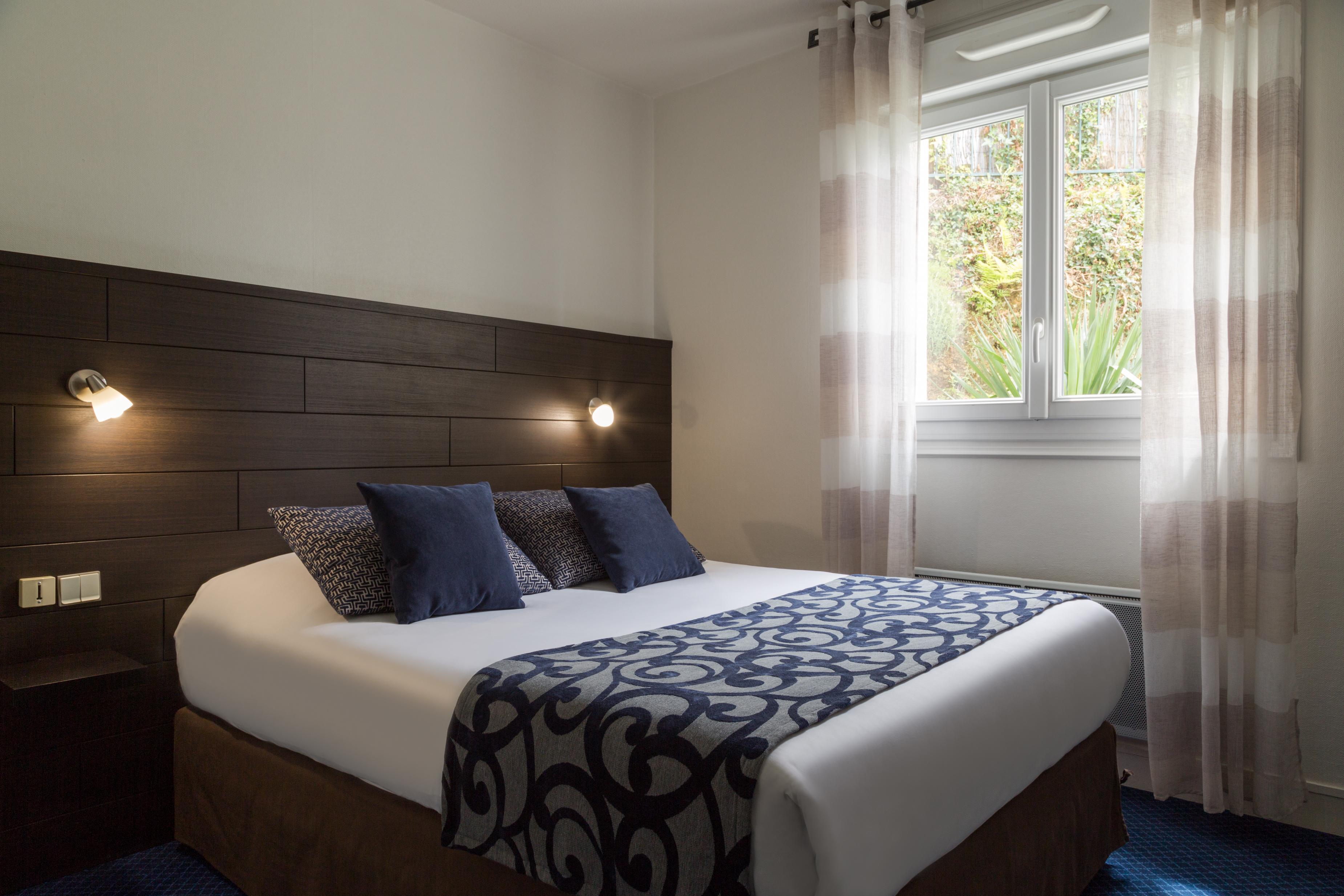 The Originals City, Hotel Du Chateau, 蓬蒂维 外观 照片