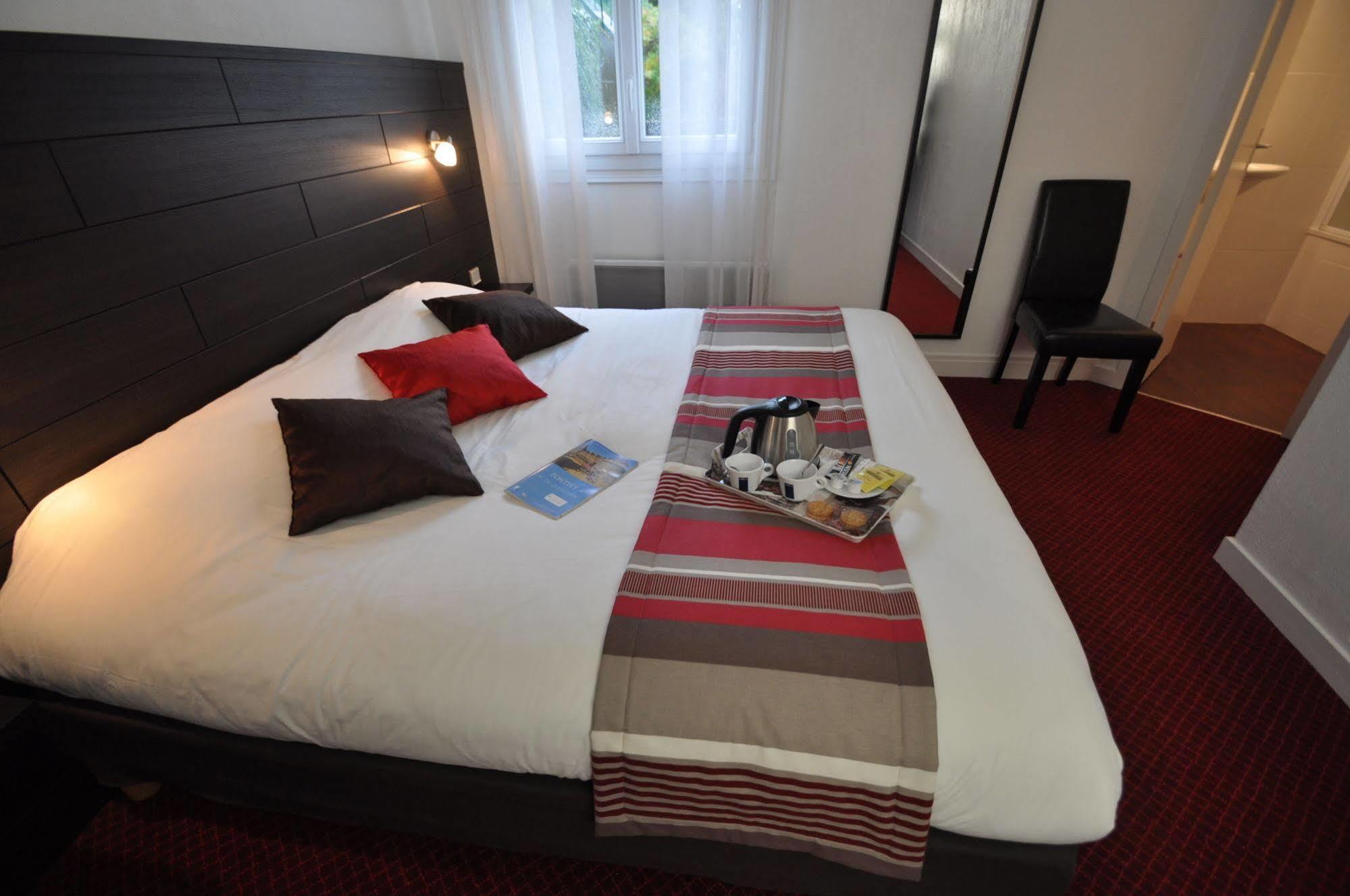 The Originals City, Hotel Du Chateau, 蓬蒂维 外观 照片