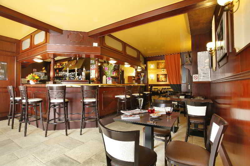The Originals City, Hotel Du Chateau, 蓬蒂维 外观 照片